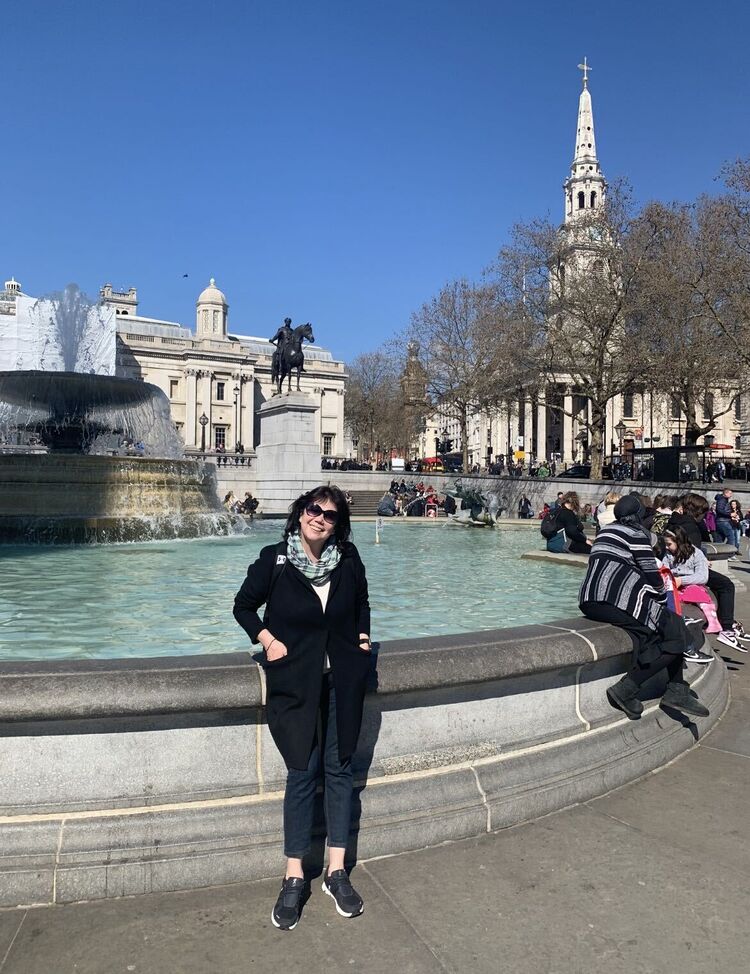  54089903  Irina, 60 ,    Belsize Park