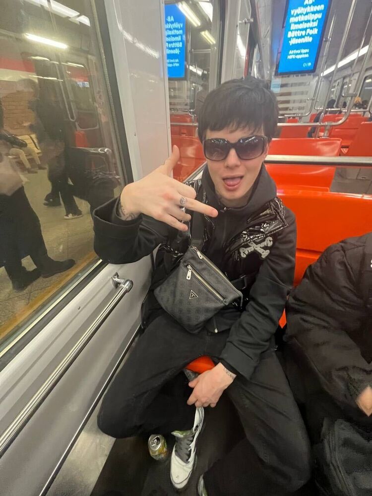  31294673  , 21 ,    -