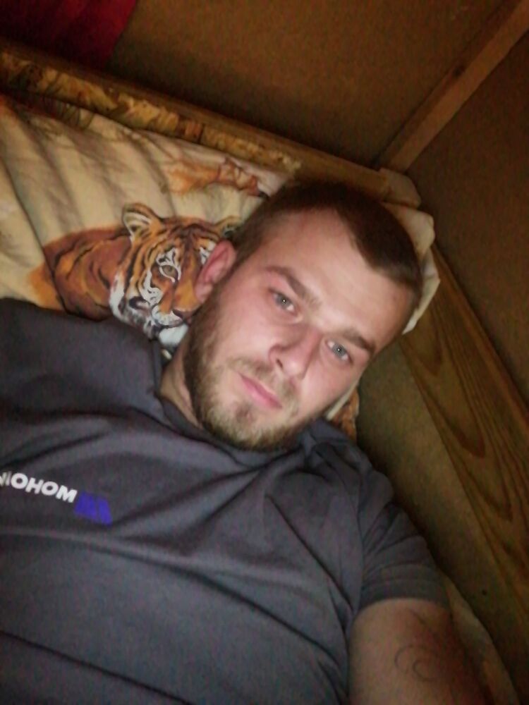 -,   Igor, 28 ,   ,   , 
