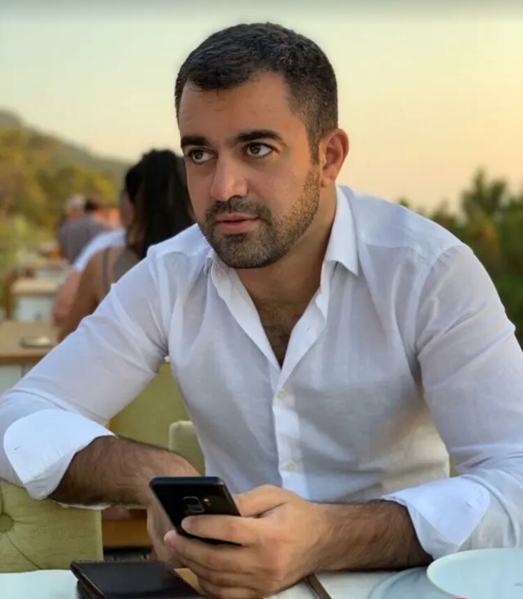 ���������� ����, ���� ������� Mr X, 42 ����, ������������ ��� ������, ����� � ���������