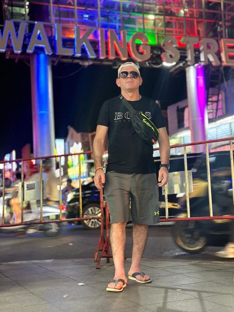  52676193  , 41 ,    -