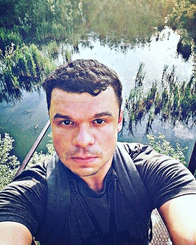  ,   Anton, 41 ,   ,   , c 