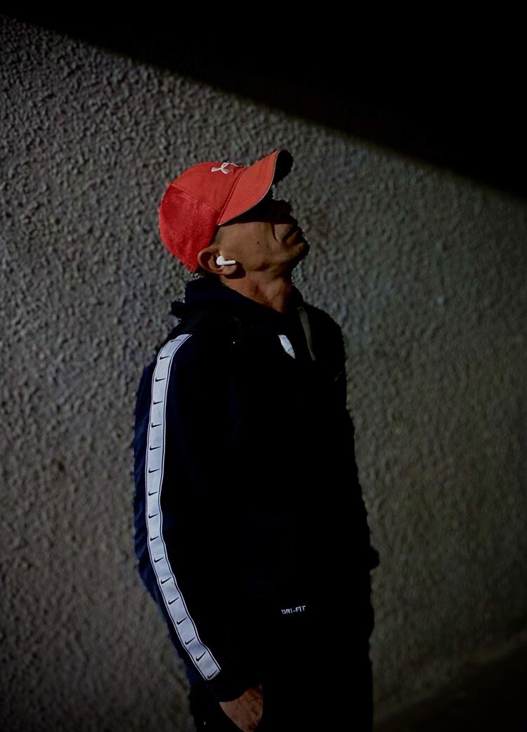  47093553  , 32 ,    