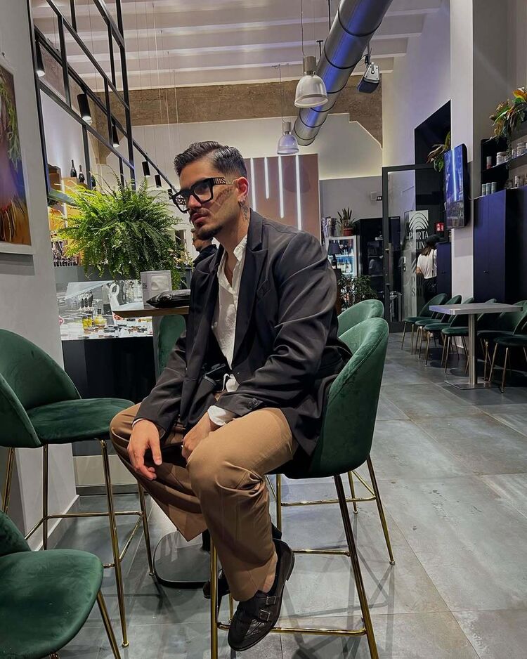 ���� 52009923 ������� �����, 32 ����, ���� ���������� � �����������