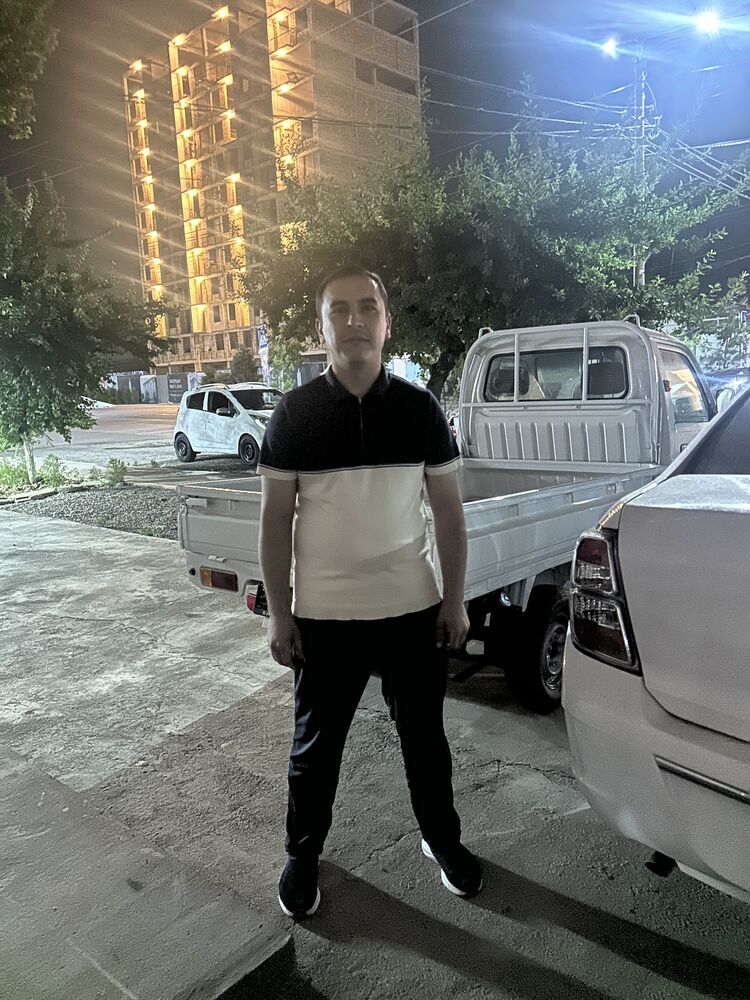  52768103  Abdumalik, 25 ,    