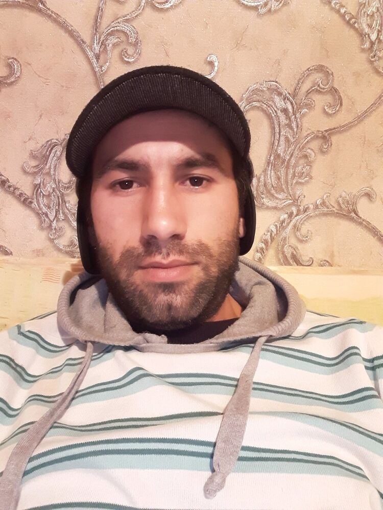  18401943  Emzar, 36 ,    