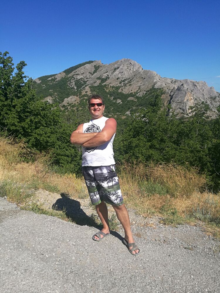  29537043  Vladimir, 45 ,    