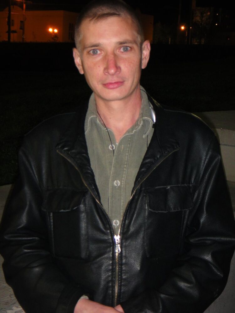  8935843  Dmitriy, 45 ,    