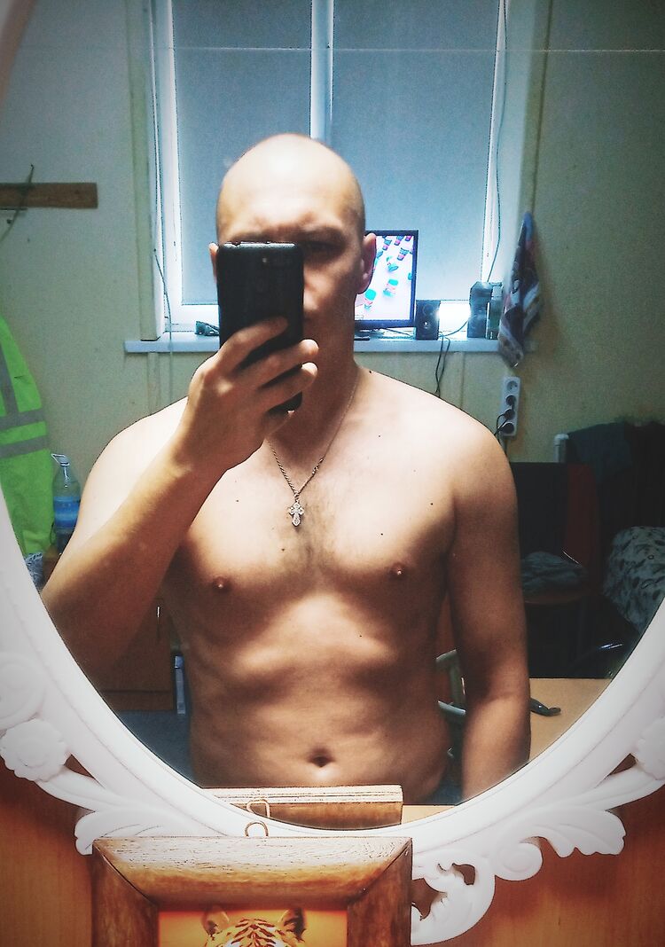  27450643  Maks, 34 ,     