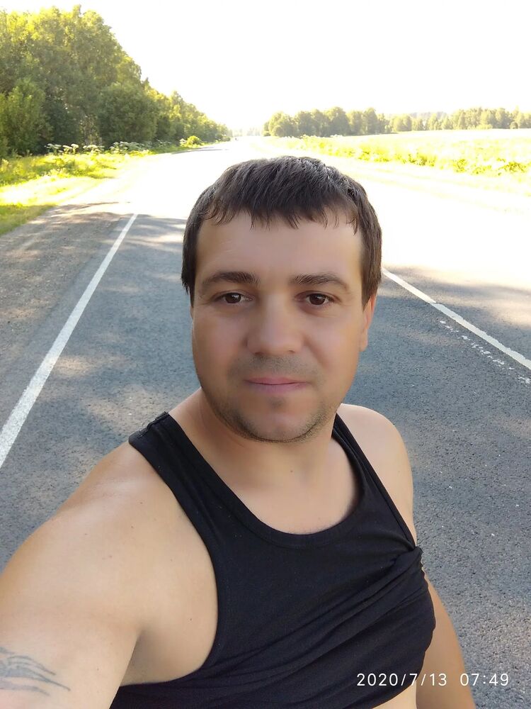  37708783  Roma, 43 ,    