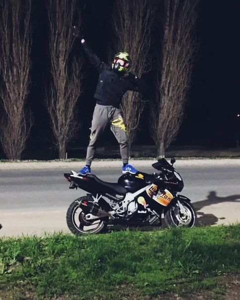  30276053  Serjkk, 30 ,    