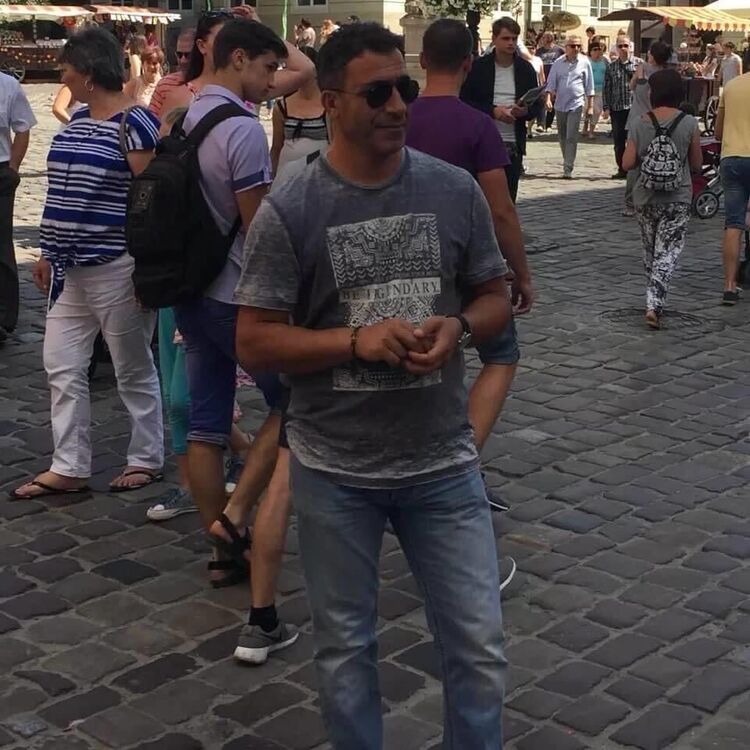  31090633  Murat, 55 ,    