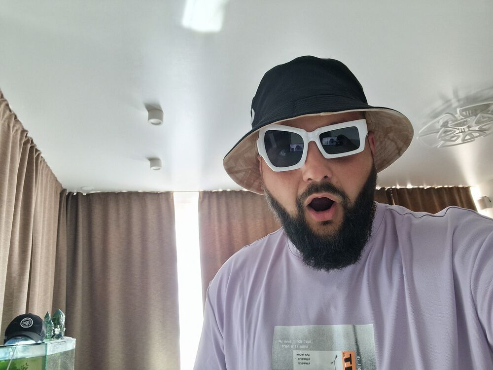  ,   Anton, 35 ,   ,   
