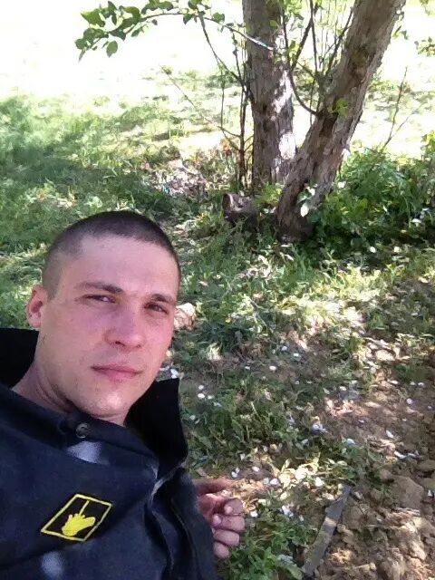  45895443  , 28 ,    