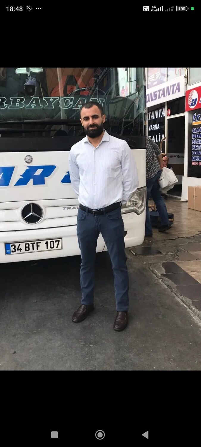  48408353  Ilgar Agayev, 38 ,    