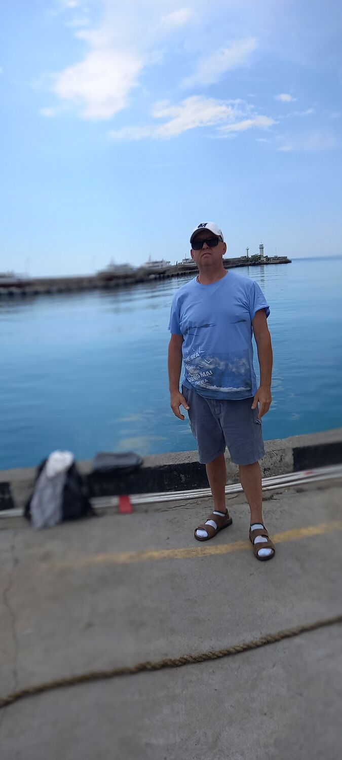  43781453  Oleg, 57 ,    