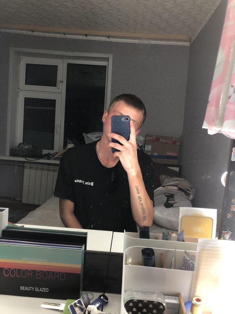  37165443  Vadim, 22 ,    