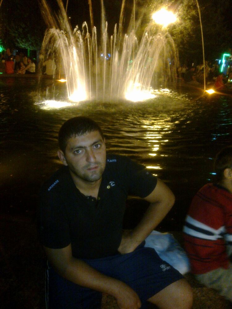  7477743  Djeko, 41 ,    