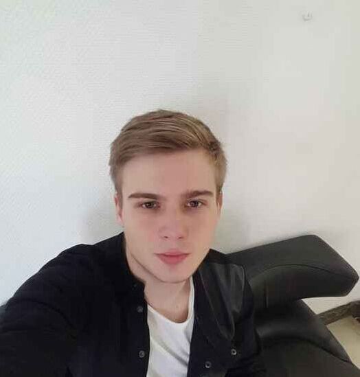  43905743  , 27 ,    Gora Kalwaria