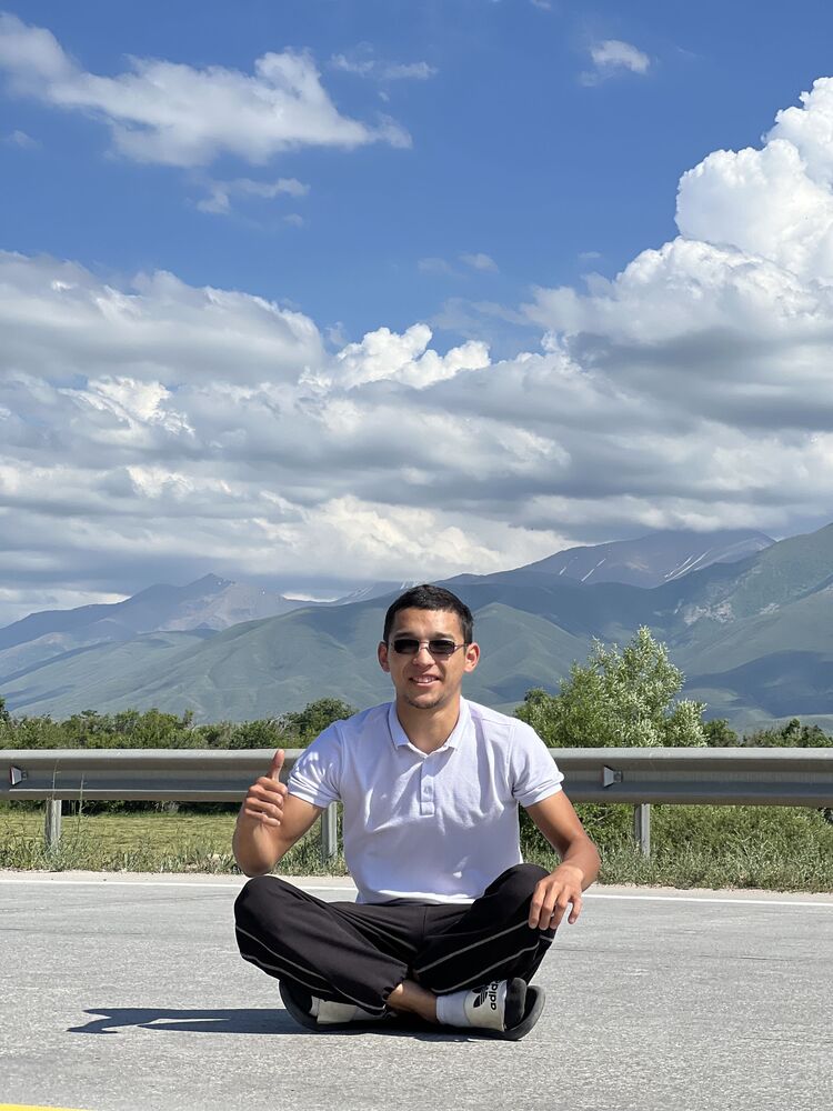  ,   Nurzhan, 25 ,   ,   