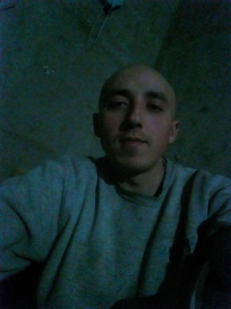  18816563  , 30 ,    -