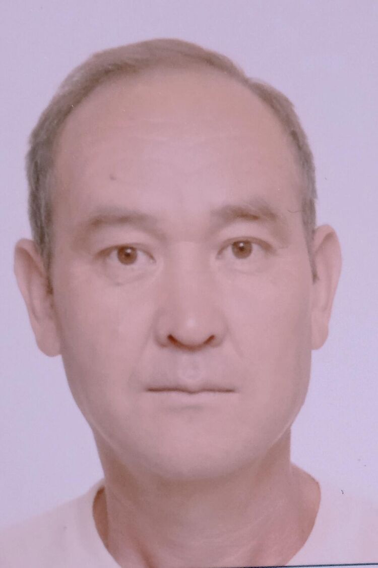  54332903  Botir, 49 ,    