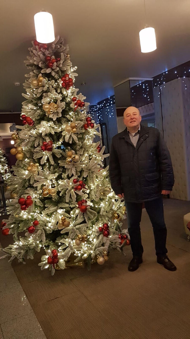 43213283  Oleg, 52 ,    