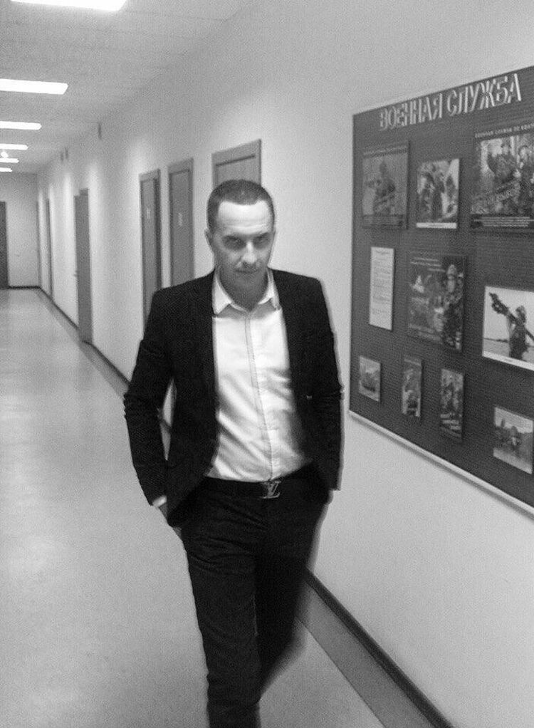 -,   Valentin, 36 ,   ,   , c 