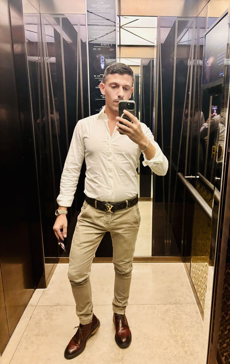  Porto Cervo,   Manuel, 37 ,   ,   , c 