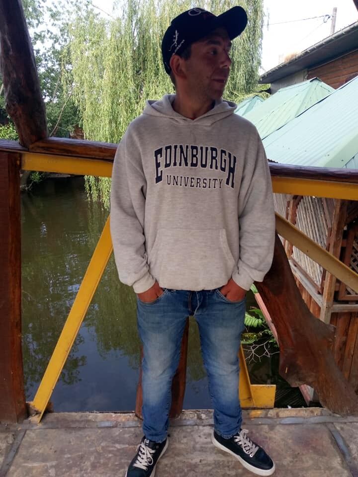 52477643  , 32 ,    