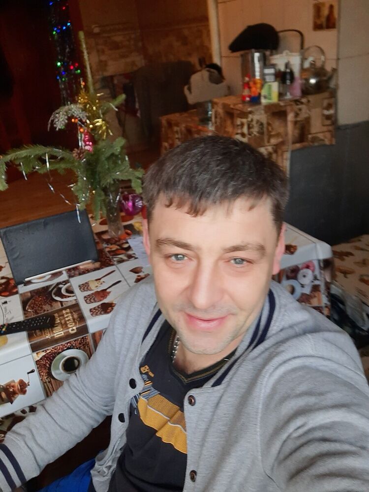  22549853  , 44 ,    -