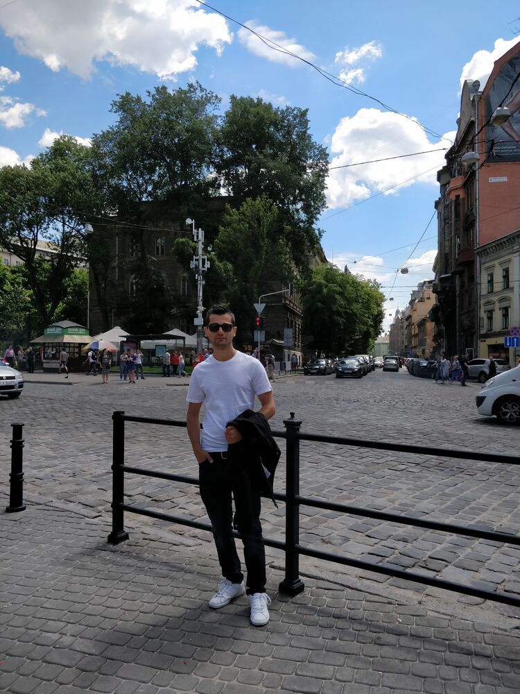  ,   Violonist, 34 ,   ,   