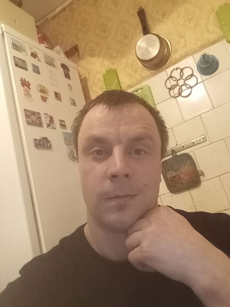  48260373  , 32 ,    