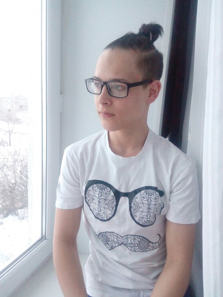  ,   Artem, 27 ,   