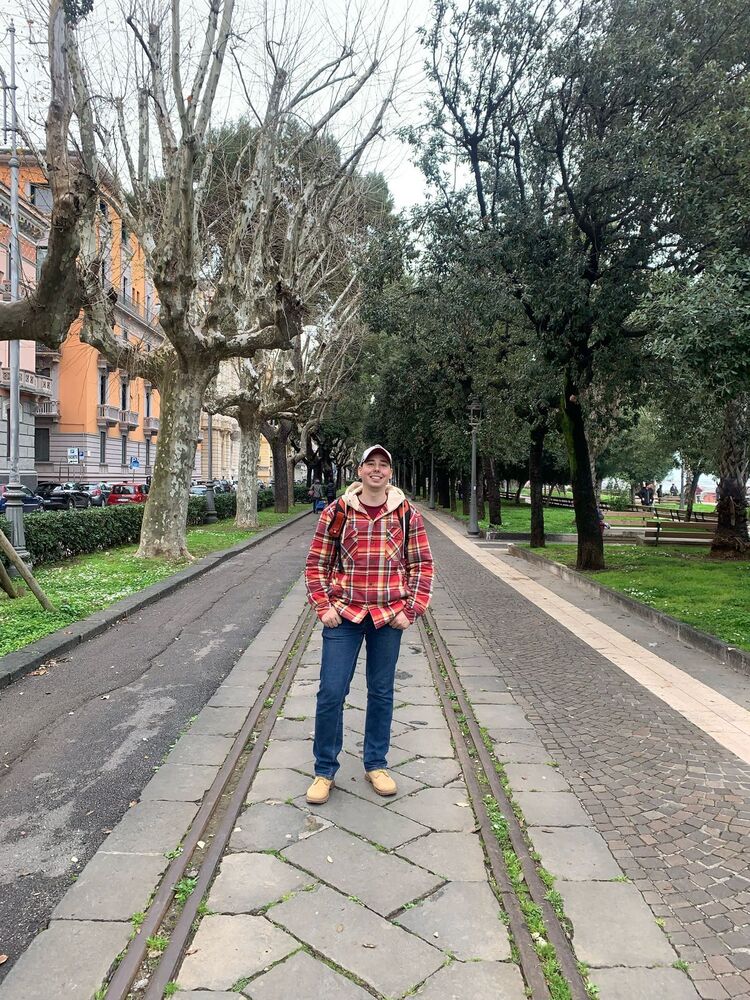  ,   Bogdan, 28 ,   ,   , c 