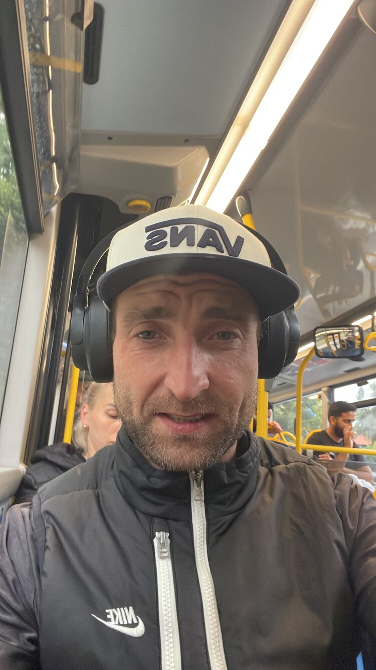 ���� 56357403 ������� Bob, 38 ���, ���� ���������� � Newham