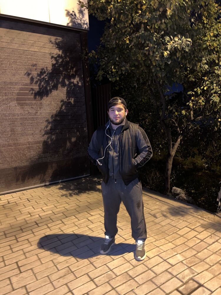  ,   Gadji, 26 ,   ,   