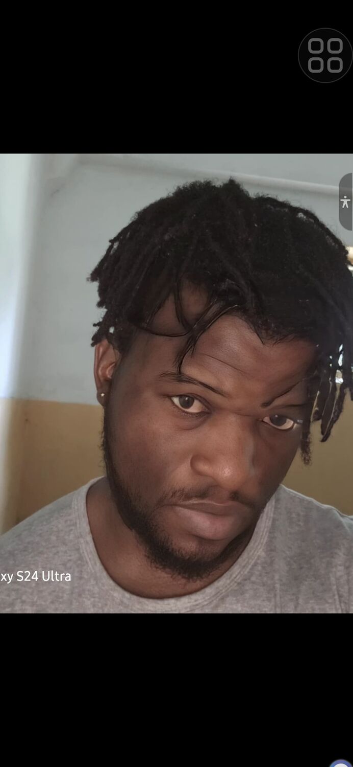  ,   Ludovic, 35 ,   ,   