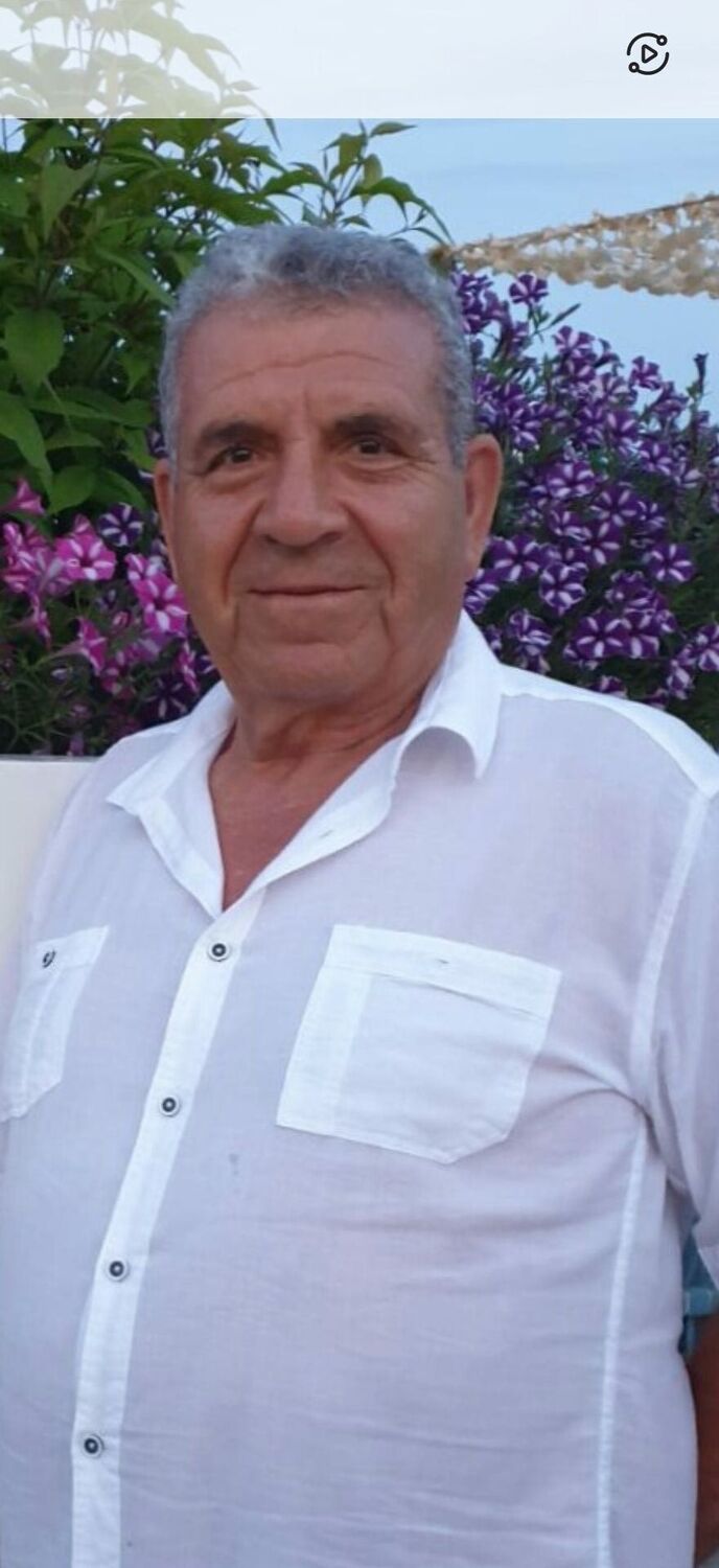  38355703  Mark, 62 ,    