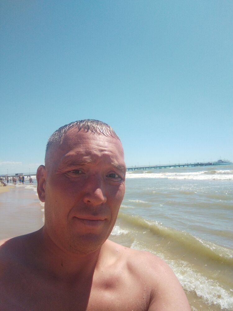  ,   Alexey, 40 ,   ,   , c , 