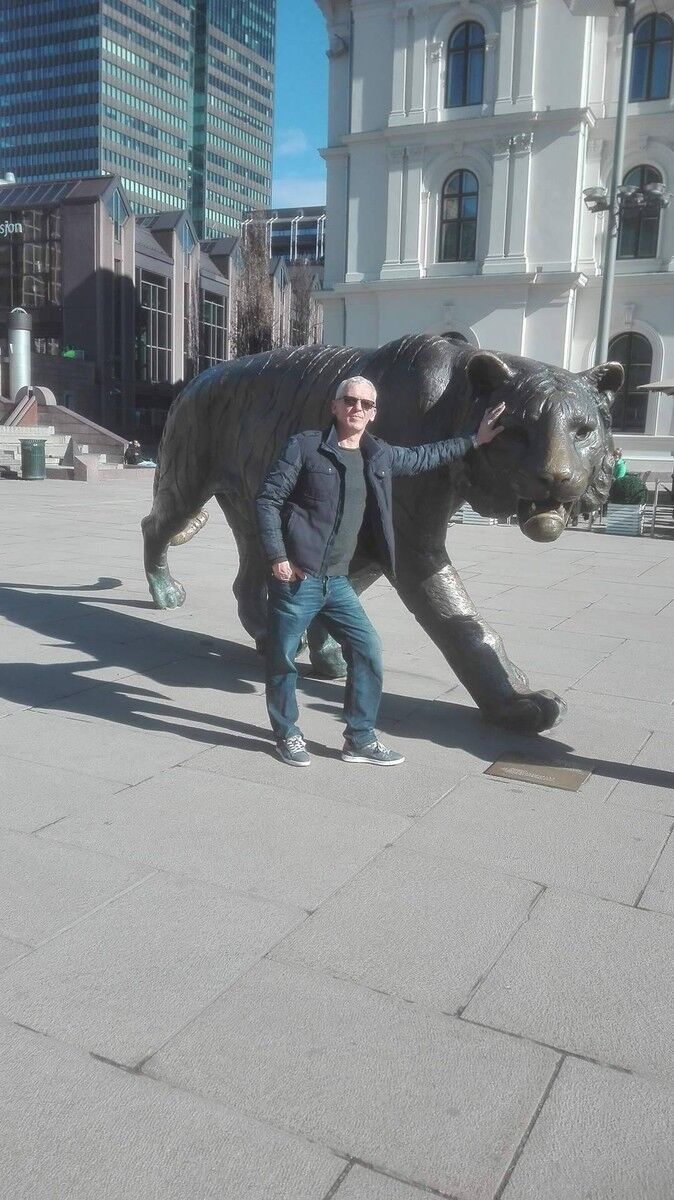  ,   Arunas, 55 ,     , c 