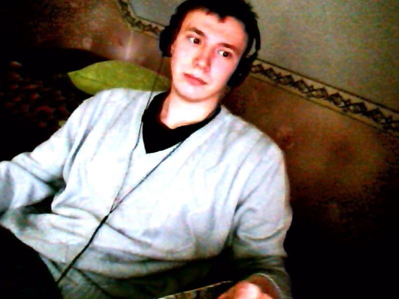  8873653  Nikolai, 32 ,    