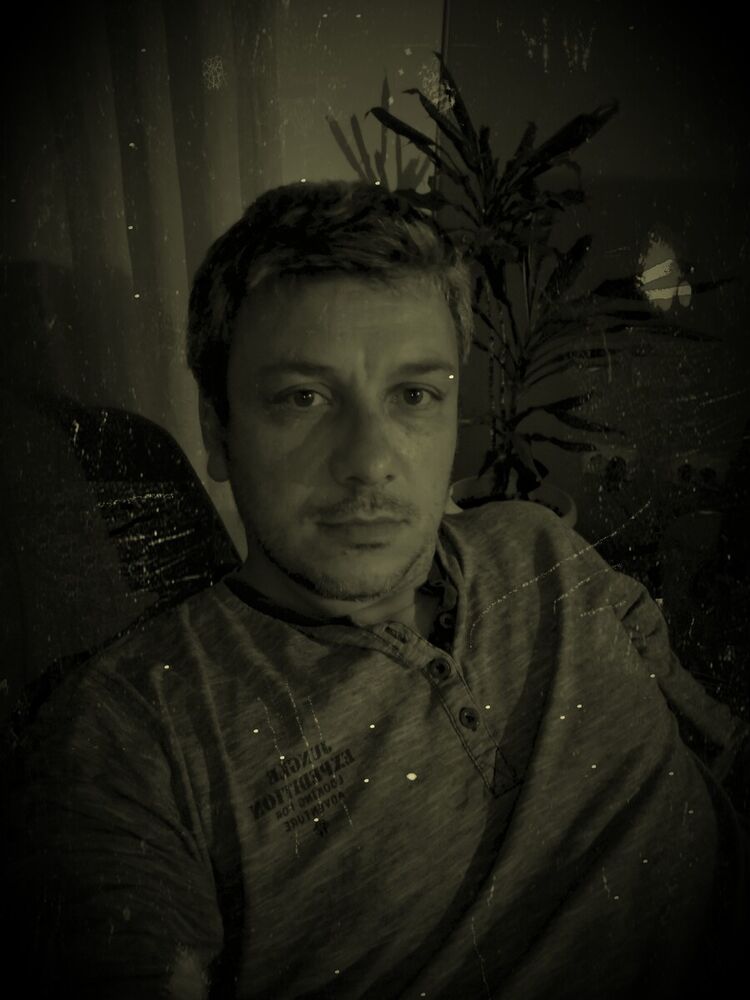  20734973  Vesko, 43 ,    Budva