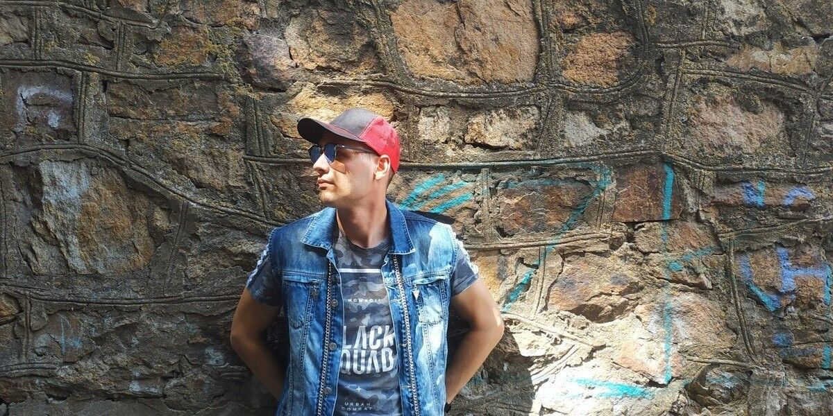  16612143  Albert, 33 ,    