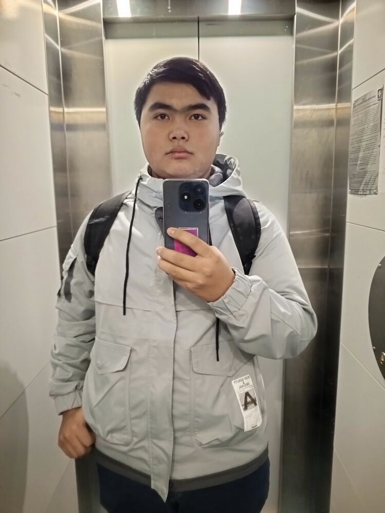  44323783  , 22 ,    