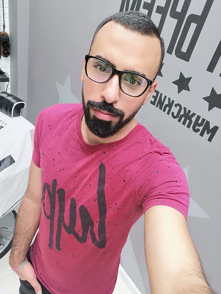  ,   Aboody, 31 ,   c 