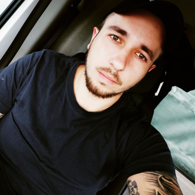  ,   Viktor, 30 ,   ,   , c 