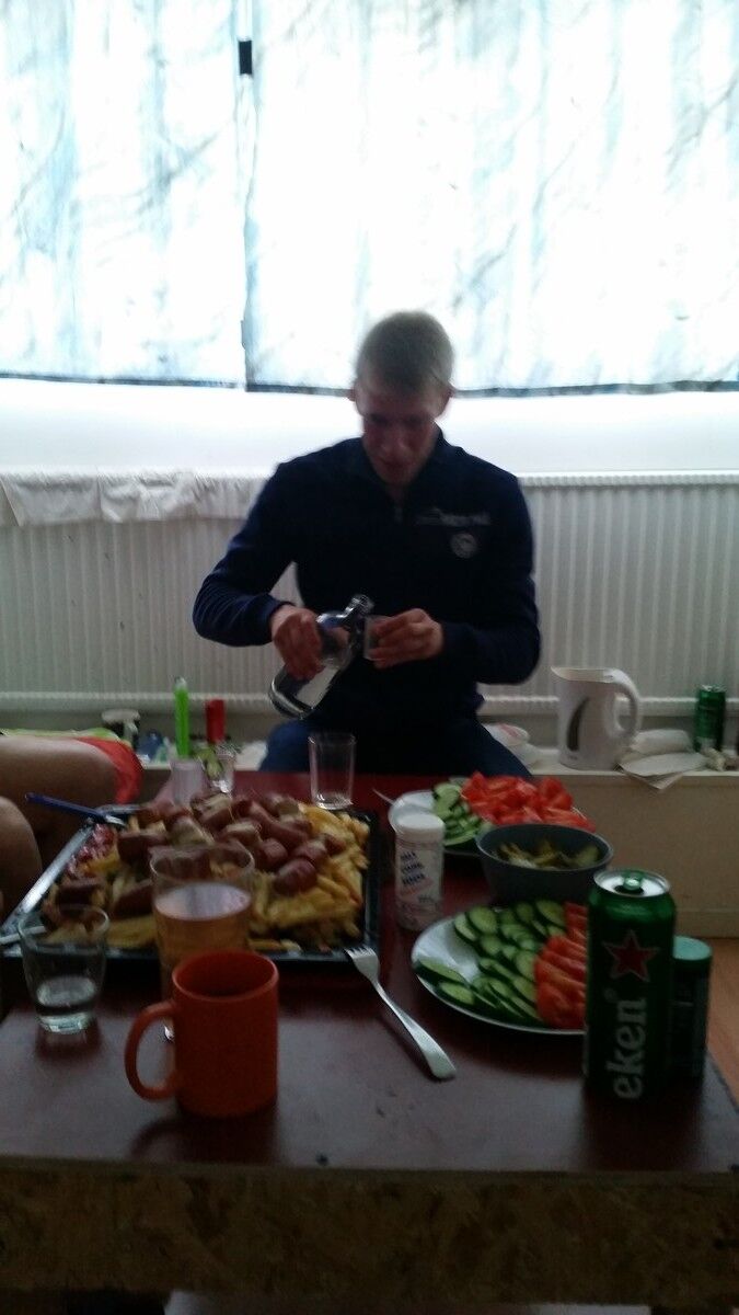  6282393  Andrei, 37 ,    