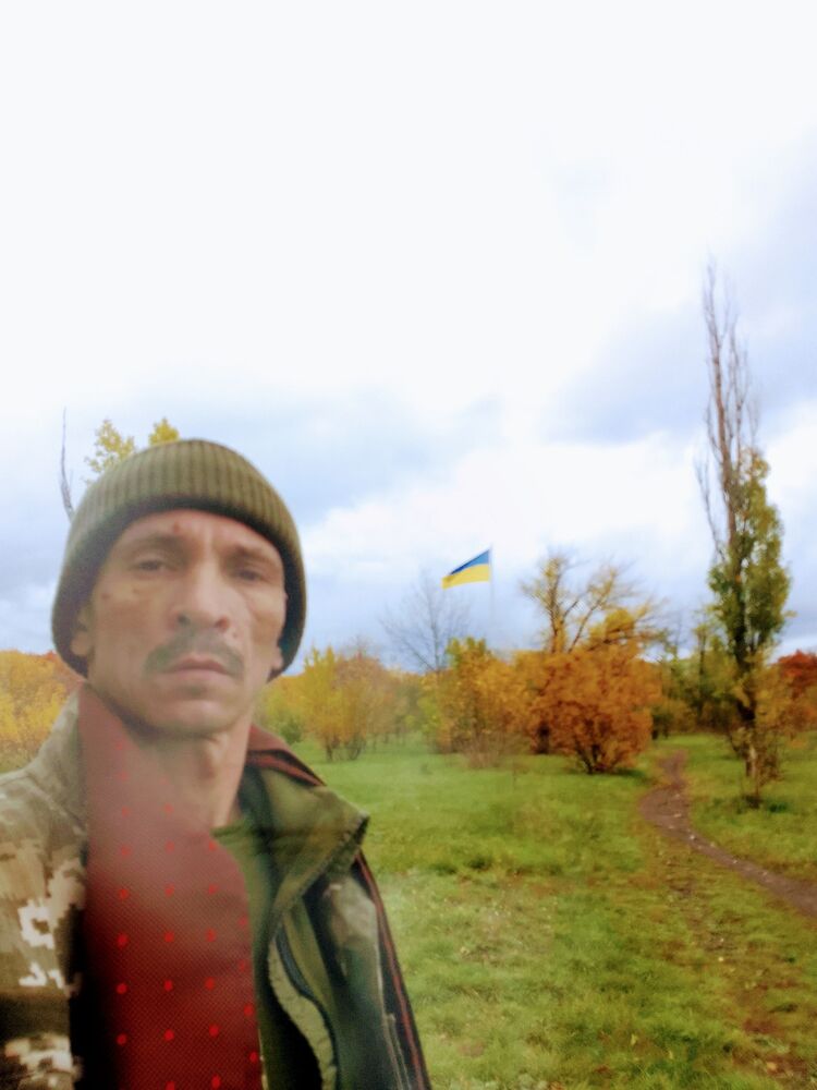  35863223  Paul, 47 ,    