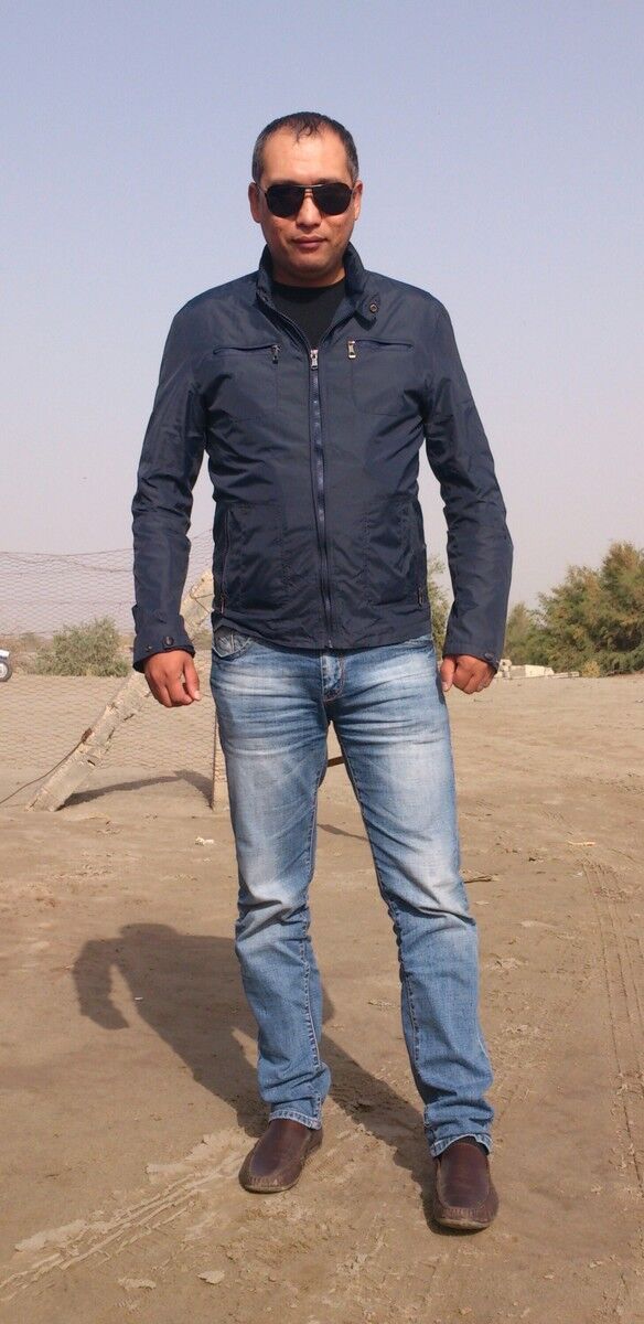  5621853  Murat, 43 ,    